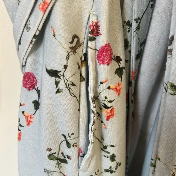 Hill House The Drew Robe in Pond Floral - Picture 6 of 9